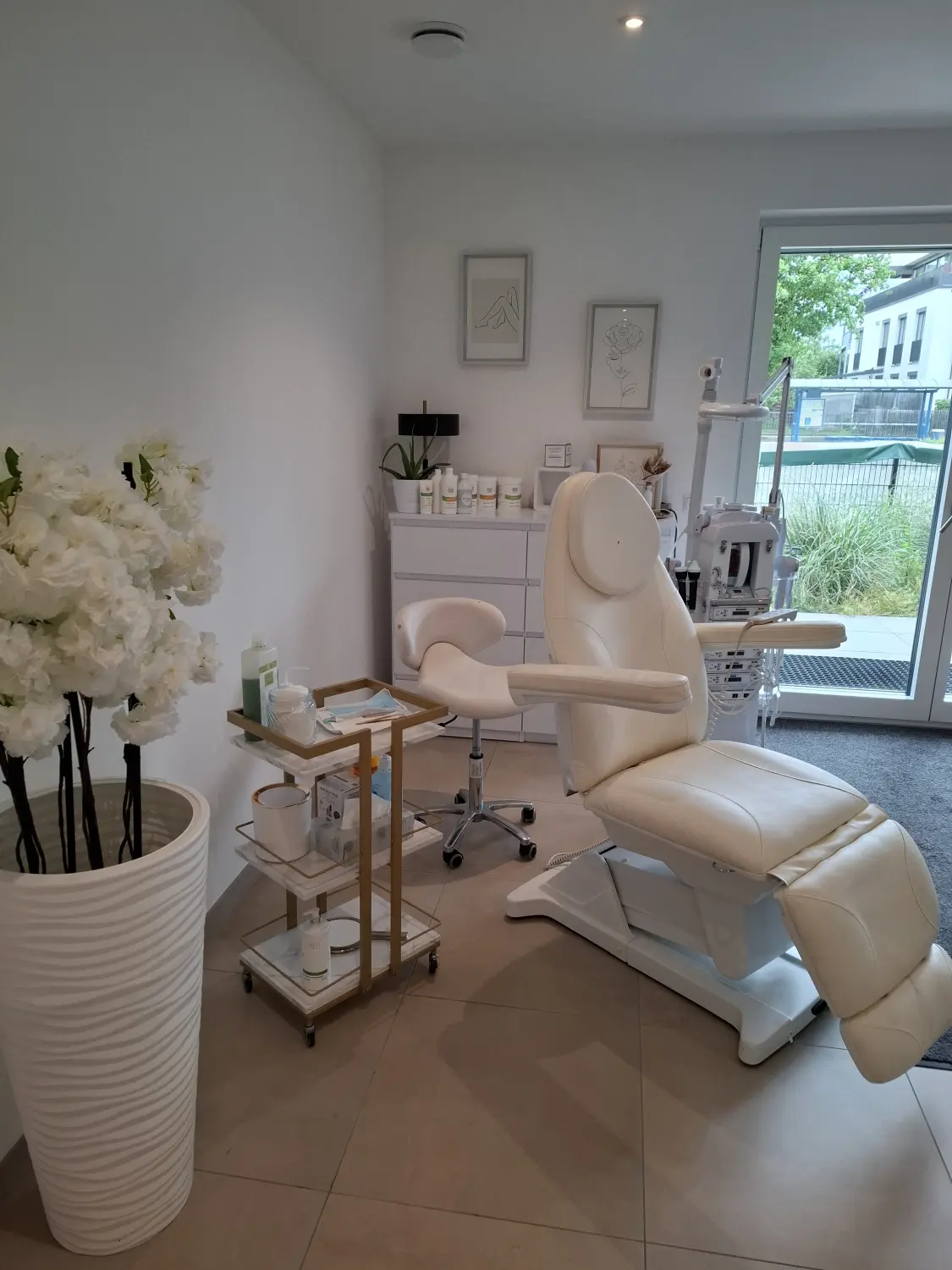 Beauty by Tiffany -  Studio